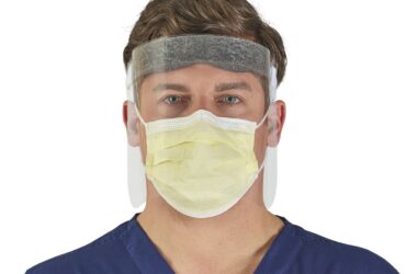 Halyard 41204 Face Shield One Size Fits Most Full Length Anti-fog  Disposable NonSterile