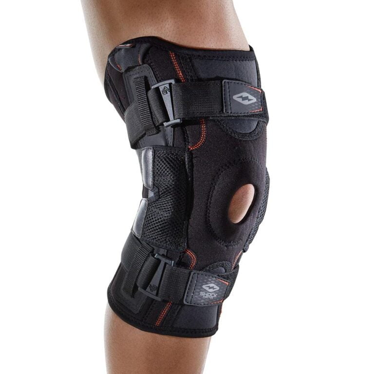 875-01-34 HINGED KNEE BRACE: SHOCK DOCTOR COMPRESSION KNEE BRACE