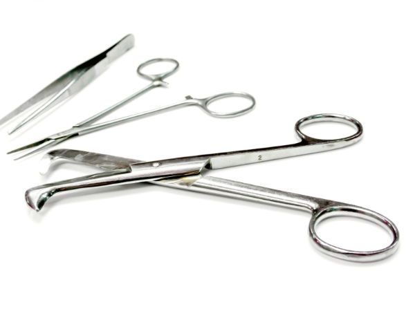 Different kinds of forceps are employed for conducting surgeries