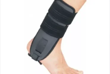 79-81250 BRACE ANKLE R/UNIV