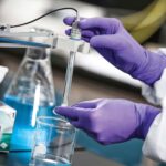 HALYARD 53431: GLOVE NITRILE DENTAL EXAM PURP PF SM (Case of 10 Boxes of 100)