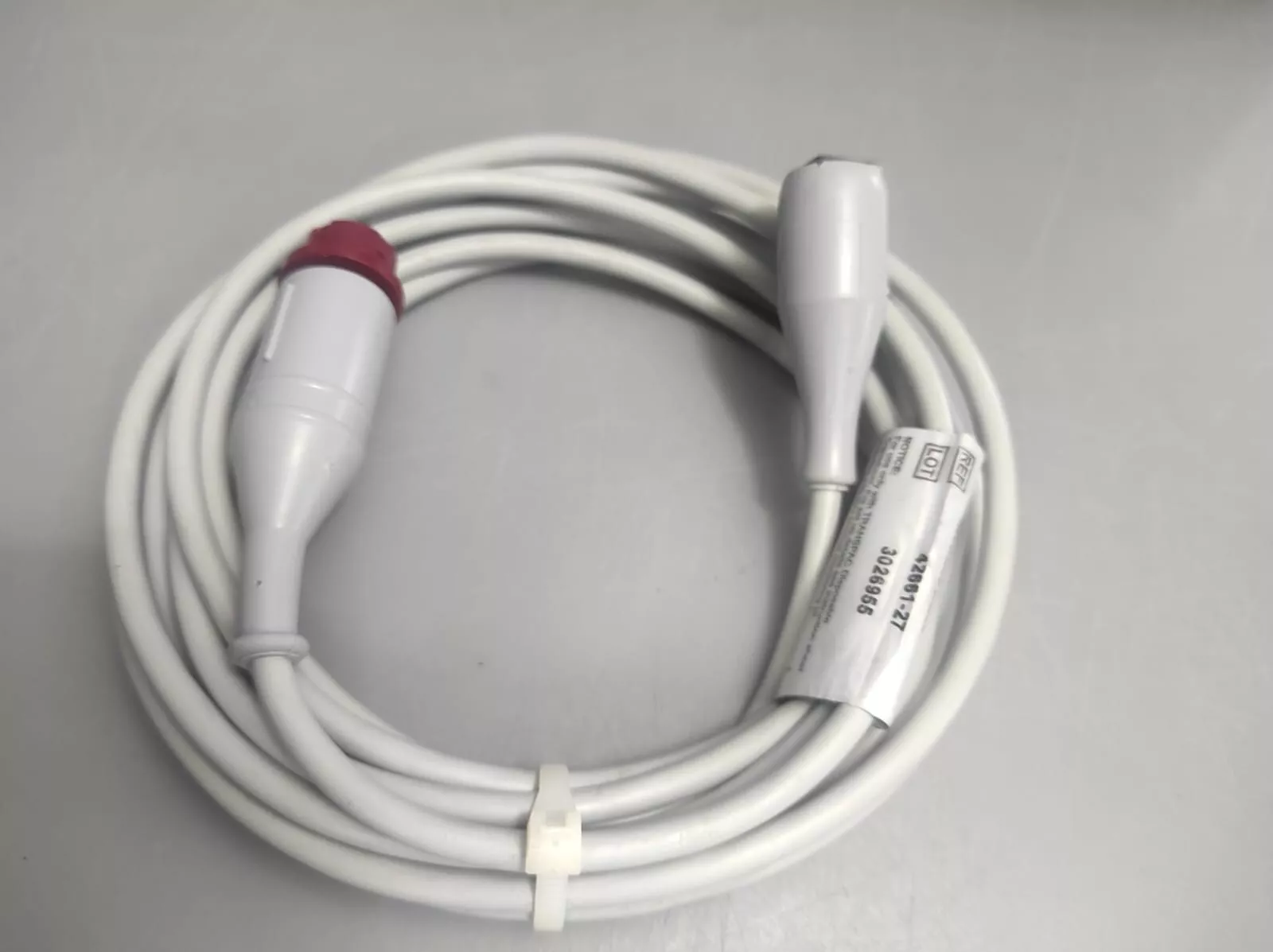 ICU MEDICAL 42661-27 Philips Compatible IBP Adapter Cable ICU MEDICAL 42661-27 Philips Compatible IBP Adapter Cable