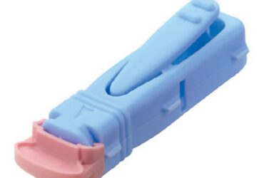 Unistik 3 Dual Side-Activated Safety Lancets 18G x 1.8mm – Comfortable and Gentle, 200 Count per Box (20 Boxes per Case)