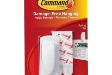 3M Spring Clip with Adhesive – Secure and Damage-Free Holding, White, 1 Clip and 2 Strips per Pack