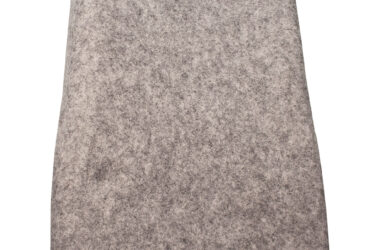 Dynarex 3540 Disposable Grey Blanket - 100% Polyester, 60" x 80", 24/cs