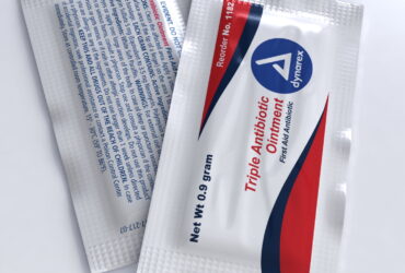 Dynarex 1182 Triple Antibiotic Ointment, 0.9 g Foil Packet, 12/144/cs