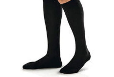 JOBST OPAQUE KNEE 20-30 CLOSED TOE CLASSIC BLACK SM