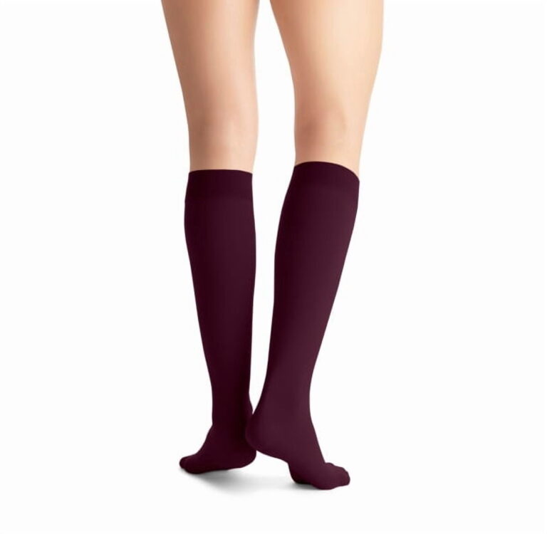 JOBST OPAQUE 20-30 KNEE SOFTFIT CLOSED TOE CRANBERRY XL