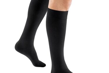 JOBST SOSOFT KNEE 8-15 BROCADE CLOSED TOE BLACK MEDIUM CS