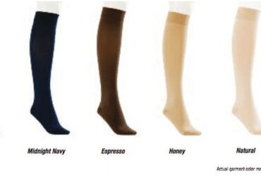 JOBST OPAQUE KNEE 30-40 CLOSED TOE PETITE CLASSIC BLACK SM