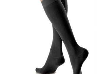 JOBST SOSOFT 15-20 KNEE BROCADE CLOSED TOE BLACK MD
