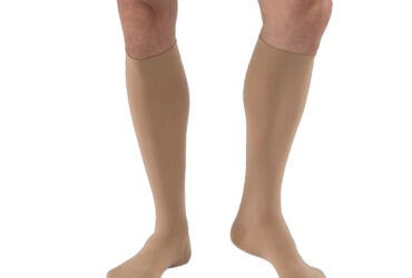 RELIEF KNEE 15-20 CLOSED TOE BEIGE SM