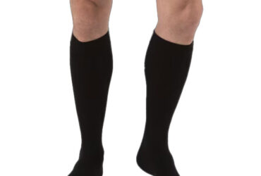 RELIEF KNEE 15-20 CLOSED TOE PETITE BLACK LG