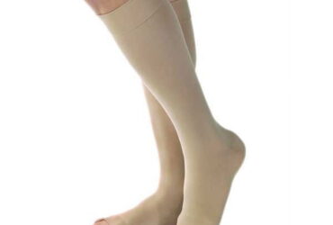 JOBST OPAQUE KNEE 15-20 OPEN TOE PETITE NATURAL SM
