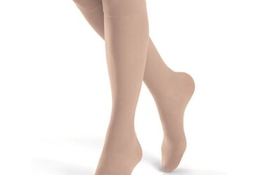 JOBST ULTRASHEER KNEE 20-30 CLOSED TOE PETITE SUNTAN SM