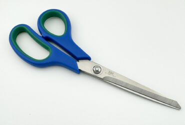 CLEAN CUTSCISSORS LARGE 8IN