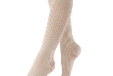 JOBST SOSOFT 15-20 KNEE RIBBED CLOSED TOE SAND MD