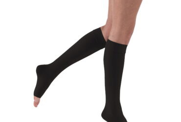 RELIEF KNEE 20-30 CLOSED TOE BLACK LG