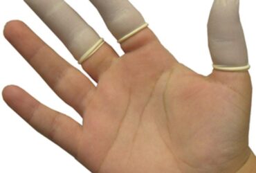 COVER TO BASE OF FINGERS