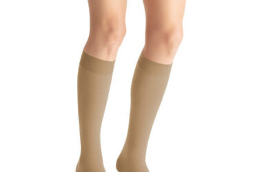JOBST OPAQUE KNEE 20-30 CLOSED TOE PETITE NATURAL XL