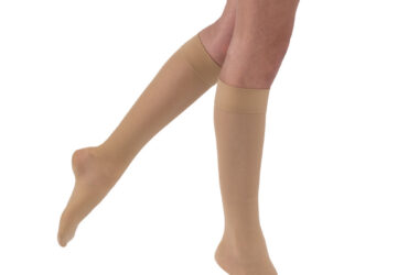 JOBST ULTRASHEER KNEE 15-20 CLOSED TOE PETITE SUNTAN MD